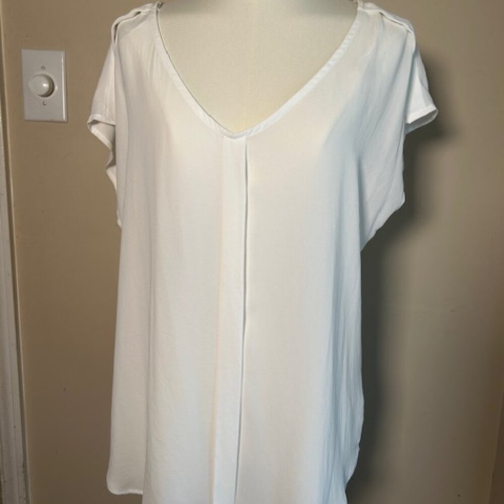 Bellatrex V-neck Cap Sleeve White Blouse Small